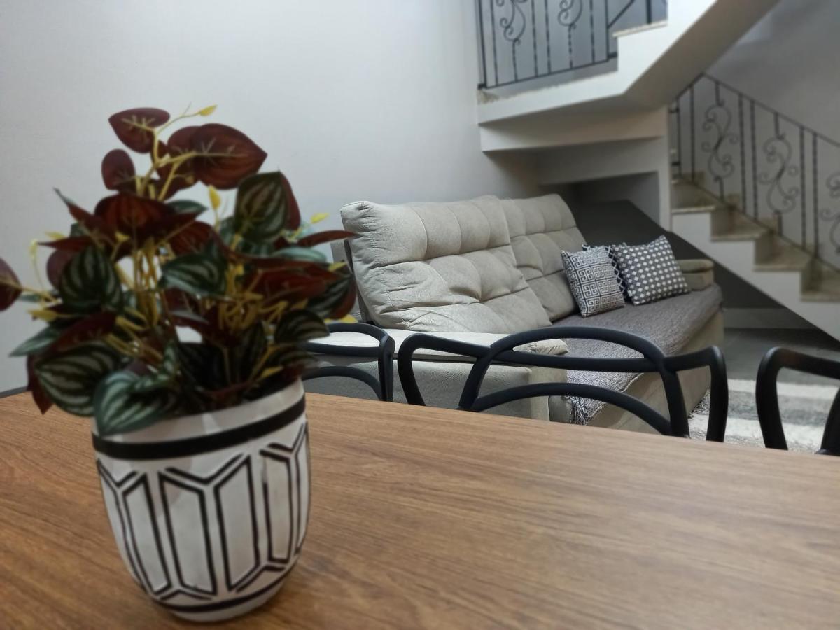 Linda Casa No Jardim Marilea Com Area Gourmet E Hidromassagem!